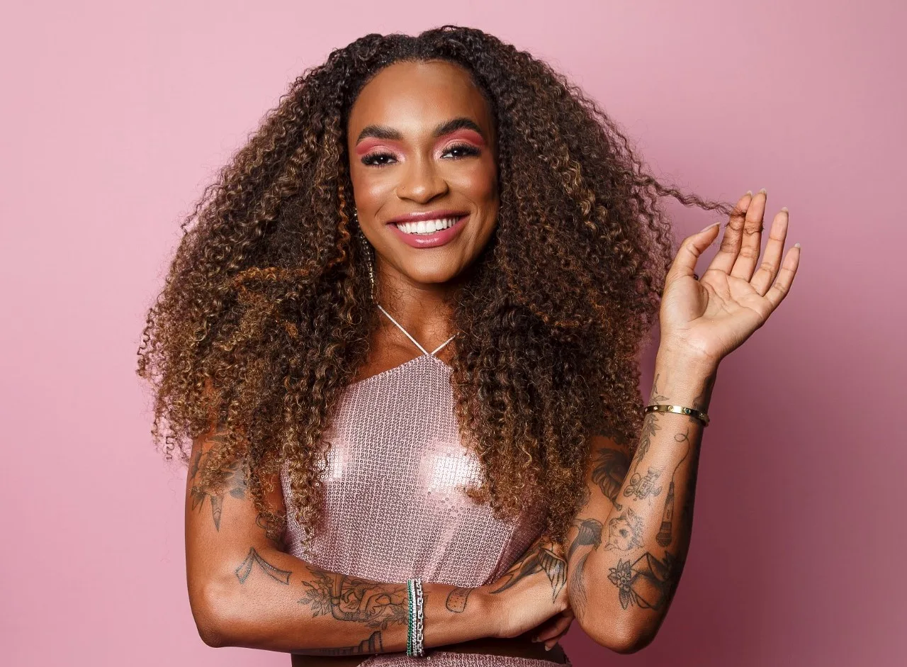 Patrícia Ramos realiza sonho e estreia talk show no YouTube - Cultura e