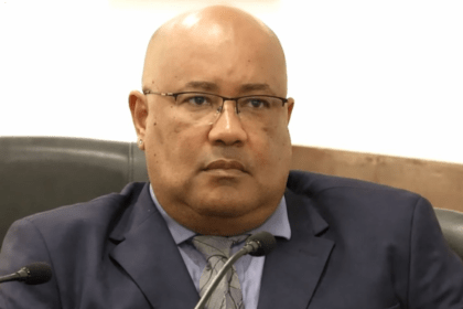 Alexandre Ifatola Dosunmu Anuncia Parcerias Históricas em Congresso na Câmara de São Paulo