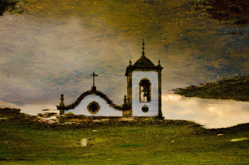 " O céu da minha Terra" inspirada no "Céu de Monet". Paraty 2020.
