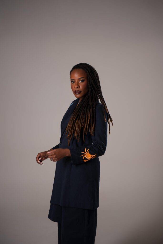 Monique Evelle